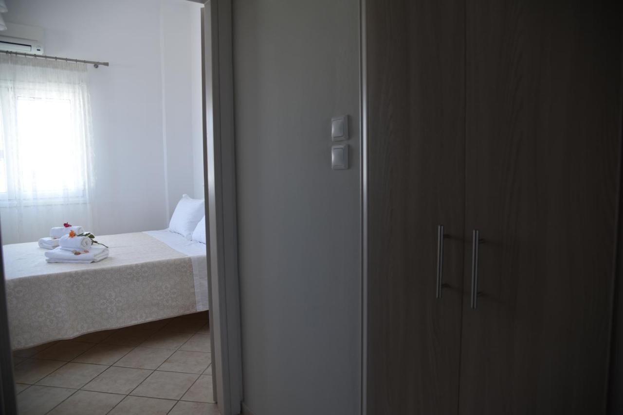 Family Apartments 1 Λέχαιο Εξωτερικό φωτογραφία