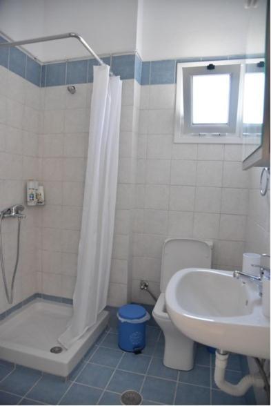 Family Apartments 1 Λέχαιο Εξωτερικό φωτογραφία